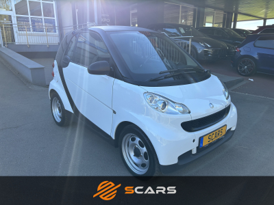 Smart Fortwo 0.8 Pure Cdi 54cv Automatique