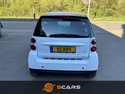 Smart Fortwo 0.8 Pure Cdi 54cv Automatique