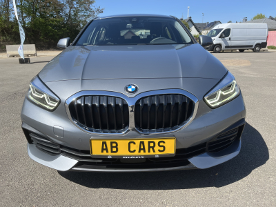 BMW 116 116dA 115cv Navi 2xPDC Apple CarPlay Keyless