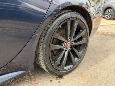 Jaguar XF R-Sport AWD/Pano/Kamera/Leder/LED/VOLL