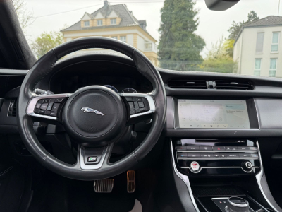 Jaguar XF R-Sport AWD/Pano/Kamera/Leder/LED/VOLL