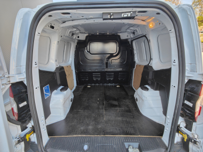 Ford Transit Courier 1.5 TDCI RADIO USB