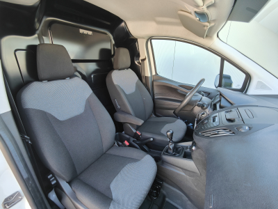 Ford Transit Courier 1.5 TDCI RADIO USB