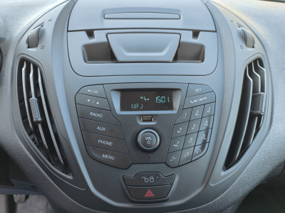 Ford Transit Courier 1.5 TDCI RADIO USB
