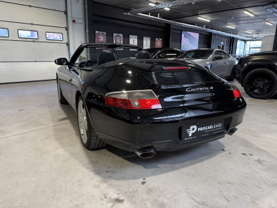 Porsche 996 CARRERA 4 CABRIOLET 3.4 FLAT6 / BVM