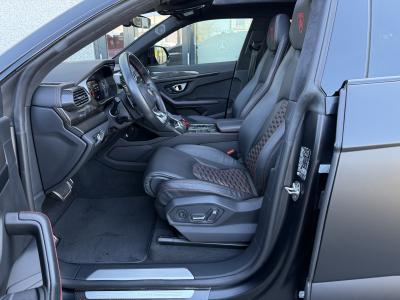 Lamborghini Urus 4.0 V8 Auto./PANO/22/360°/HUD/CARBON/VOLL