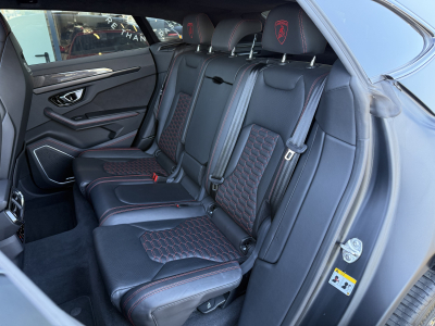 Lamborghini Urus 4.0 V8 Auto./PANO/22/360°/HUD/CARBON/VOLL