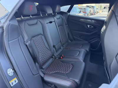 Lamborghini Urus 4.0 V8 Auto./PANO/22/360°/HUD/CARBON/VOLL