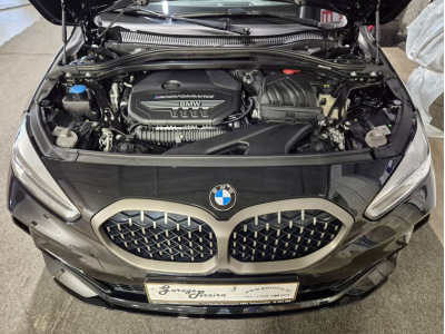 BMW M135 i XDRIVE HEAD UP CUIR LED NAVI