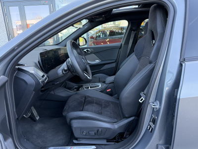 BMW 120 I M SPORT / M SEATS/