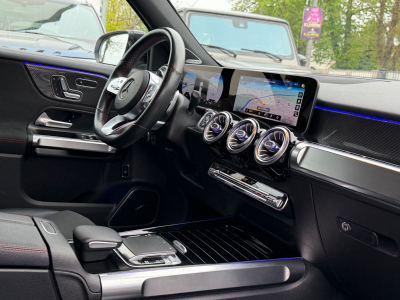 Mercedes-Benz GLB 250 4Matic AMG Line / Panoramaschiebedach /