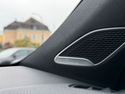 Mercedes-Benz GLB 250 4Matic AMG Line / Panoramaschiebedach /