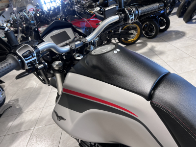 Moto Guzzi V 85 TT TRAVEL