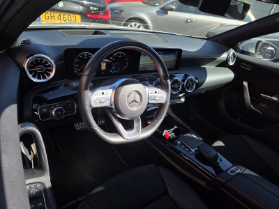 Mercedes-Benz A 200 BERLINE DCT AMG-LINE 163CV Essence