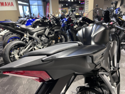 Yamaha YZF-R125 