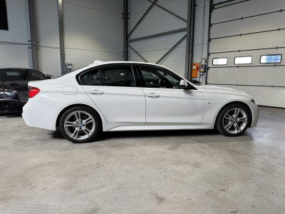 BMW 335 335 i/Active Hybrid /Sport-Paket M/Camera/Bi Xénon/Cuir/