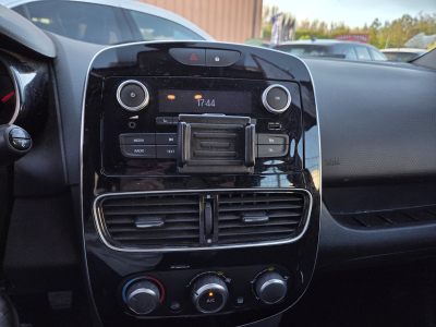 Renault Clio IV TREND ESSENCE