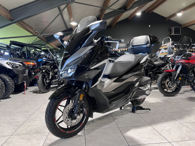 Honda Forza 350 Smart Top box
