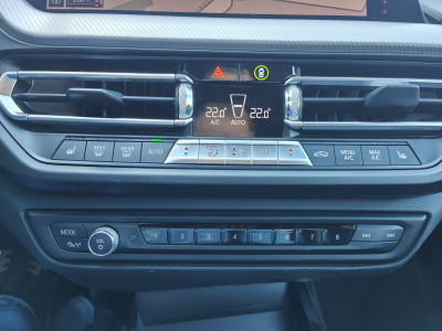 BMW 118 118iA PACK M SIEGES M GPS CARPLAY SIEGES CHAUFF