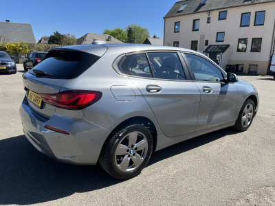 BMW 118 118i A 136cv 2xPDC Apple Carplay LED Camera