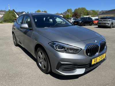 BMW 118 118i A 136cv 2xPDC Apple Carplay LED Camera