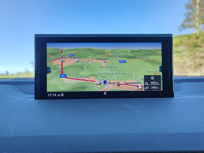 Audi Q7 3.0 TDI QUATTRO TIPTRONIC S-LINE 7 PLACES TOIT OUV CARPLAY