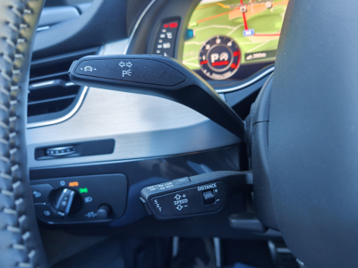 Audi Q7 3.0 TDI QUATTRO TIPTRONIC S-LINE 7 PLACES TOIT OUV CARPLAY