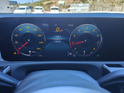 Mercedes-Benz CLA 180 1.3I SB PACK AMG CAMERA GPS CARPLAY