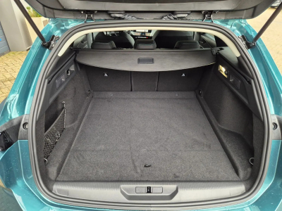 Peugeot 308 1.2 PureTrch 145 EAT8 ALLURE