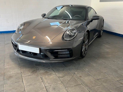 Porsche 992 911 Carrera 4 S - SportDesign Paket - Panorama -VOLL