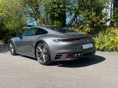 Porsche 992 911 Carrera 4 S - SportDesign Paket - Panorama -VOLL