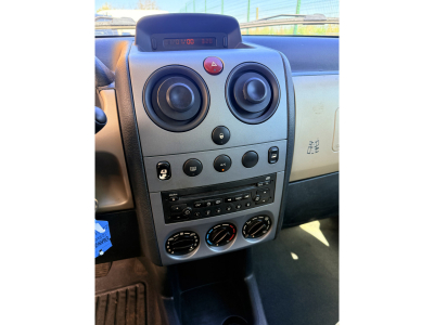 Peugeot Partner 1.4i 75ch Totem Clim