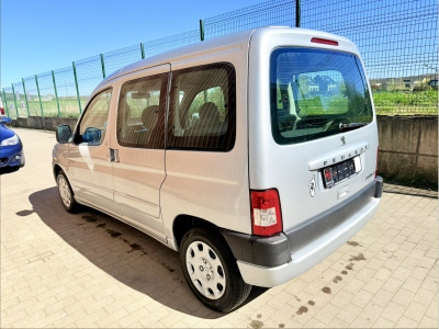 Peugeot Partner 1.4i 75ch Totem Clim