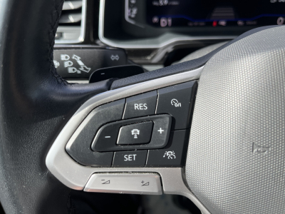 Volkswagen Polo R-Line 1.0 TSI DSG LED Digital Cockpit ACC Keyless