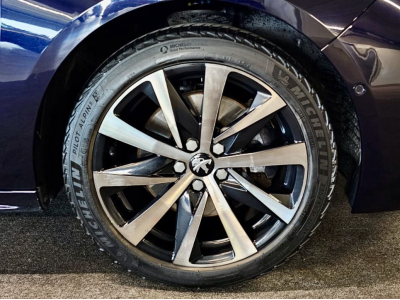 Peugeot 508 SW HYBRID 225 GT LINE FOCAL PANO CUIR NAVI