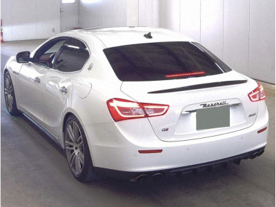 Maserati Ghibli 3.0 V6 S Automatik/ Bi-Xenon/Camera/Carbonne/20/Leder/VOLL