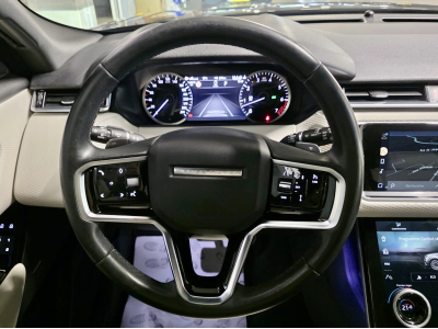 Land-Rover Range Rover Velar NEW MODEL P400 AWD R-DYNAMIC MERIDIAN PANO CUIR NAVI 1 HAND