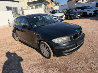 BMW 118 d Limousine / 5 x Türer / Klimaautomatik /