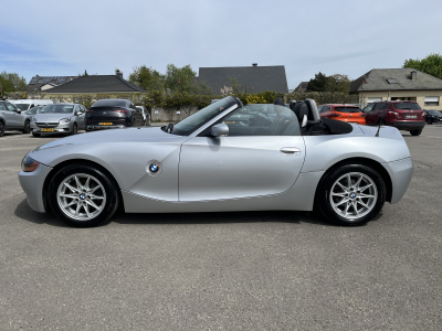 BMW Z4 2.2i Roadster Automatik Cuir Xenon PDC