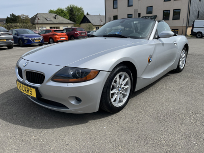BMW Z4 2.2i Roadster Automatik Cuir Xenon PDC