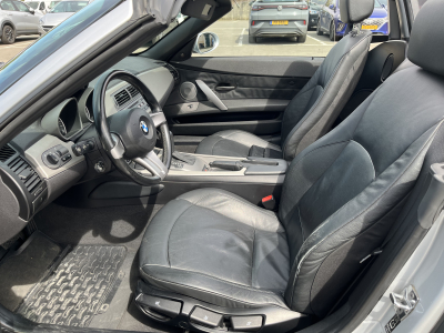 BMW Z4 2.2i Roadster Automatik Cuir Xenon PDC