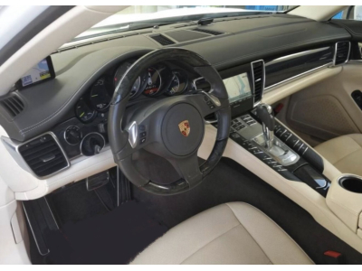 Porsche Panamera Panamera E-Hybrid S/20/Bi-Xenon/PANO/360°/Leder