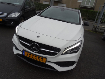 Mercedes-Benz CLA 200 Shooting Brake AMG-LINE