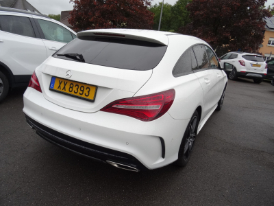 Mercedes-Benz CLA 200 Shooting Brake AMG-LINE
