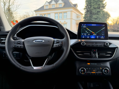 Ford Kuga Plug-In Hybrid Titanium/1.HAND/SCHECKHEFT/