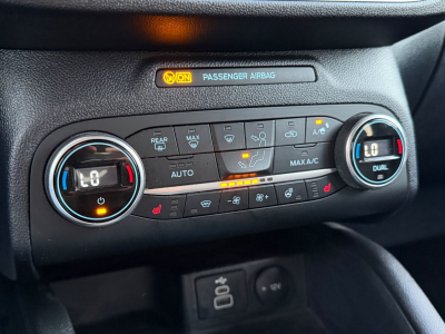 Ford Kuga Plug-In Hybrid Titanium/1.HAND/SCHECKHEFT/