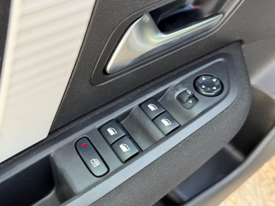 Citroën C4 Lim. Feel/Kamera/