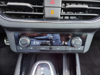 Skoda Kamiq 1.5 TSI MONTE CARLO GPS CAMERA CARPLAY TOIT PANO