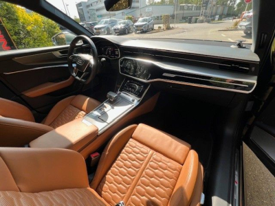 Audi RS6 Avant 4.0 TFSI quattro - AHK - SHD - VOLL