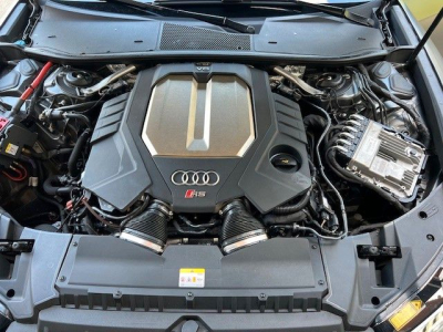 Audi RS6 Avant 4.0 TFSI quattro - AHK - SHD - VOLL